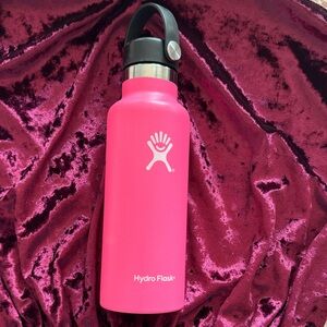 Hydro Flask Bright Pink Bottle with Black Lid 18 oz